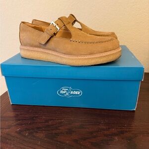 Sperry Captain’s Oxford Mary Jane Suede Loafers